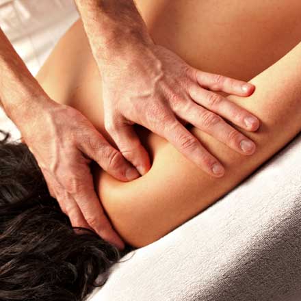 J&uuml;rgen Born Wohlf&uuml;hl-Massage, Gie&szlig;en | Klassische Massage, Ganzk&ouml;rpermassage, R&uuml;cken- und Schulter-/ Nackenmassage oder Kopfmassage